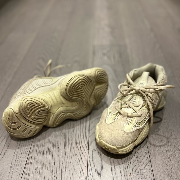 Yeezy 500 supermoon yellow 5.5 MENS 7 WOMEN [sold] - Picture 12 of 12